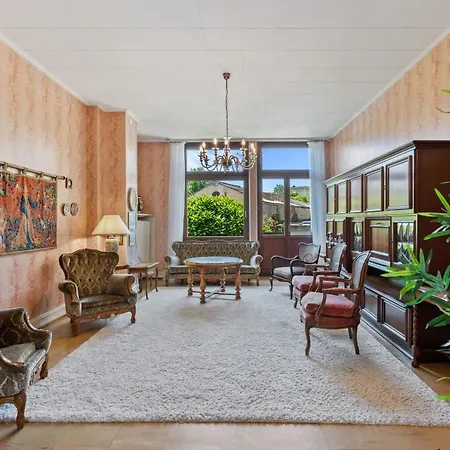 Baroque Style Townhome W Garden & Parking Id101 룩셈부르크